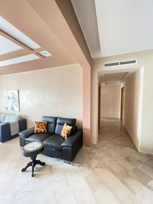 Big Luxury Apartment Near Airport Nouaceur Exteriör bild
