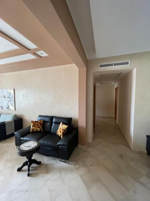 Big Luxury Apartment Near Airport Nouaceur Exteriör bild