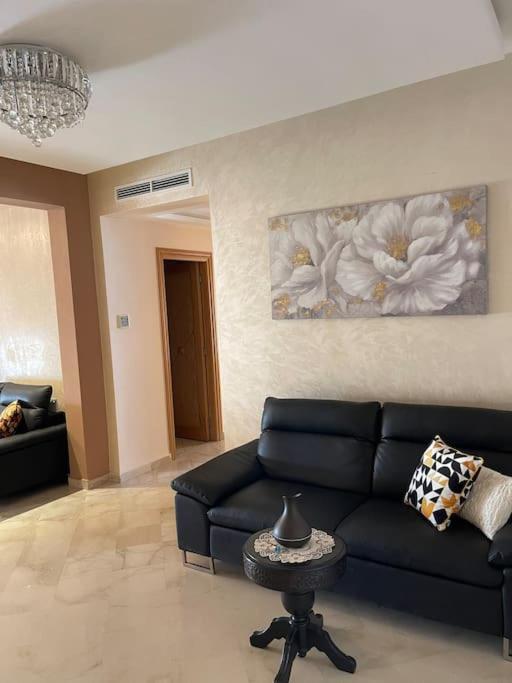 Big Luxury Apartment Near Airport Nouaceur Exteriör bild